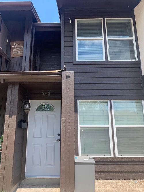 240 Rolling Hills Pl, Lancaster, TX, 75146-1026 | Card Image