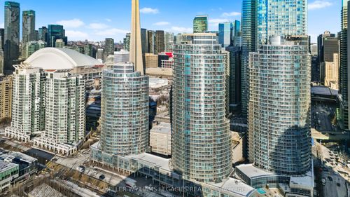 2210-8 York St, Toronto, ON, M5J2Y2 | Card Image