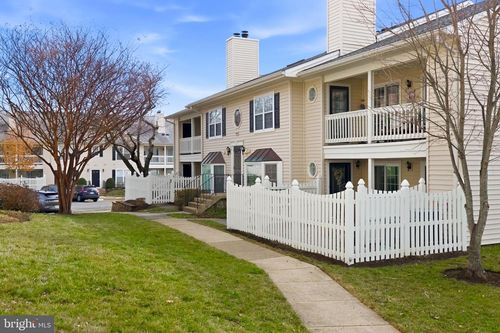 19-10208 Ashbrooke Ct, OAKTON, VA, 22124-3101 | Card Image
