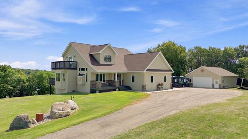 26536 Lake Hills Rd, Detroit Lakes, MN, 56501-9414 | Card Image
