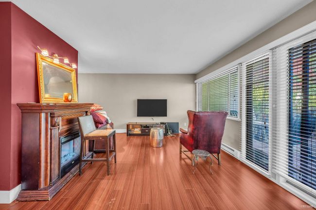 3 - 7313 Montecito Drive, Townhouse with 2 bedrooms, 1 bathrooms and 2 parking in Burnaby BC | Image 6