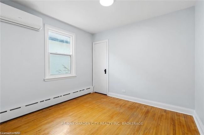 246 York St, House other with 3 bedrooms, 2 bathrooms and 3 parking in Saint Catharines ON | Image 20