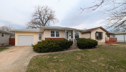 18634 Bernadine St, Lansing, IL, 60438-3507 | Card Image