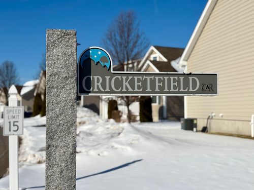 20 Cricketfield Ln, Hudson, NH, 03051-3279 | Card Image