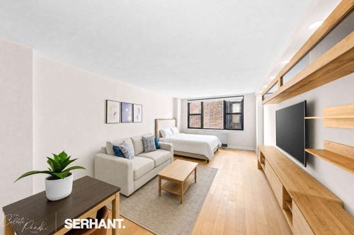 8k-130 E 18th St, New York, NY, 10003-2441 | Card Image