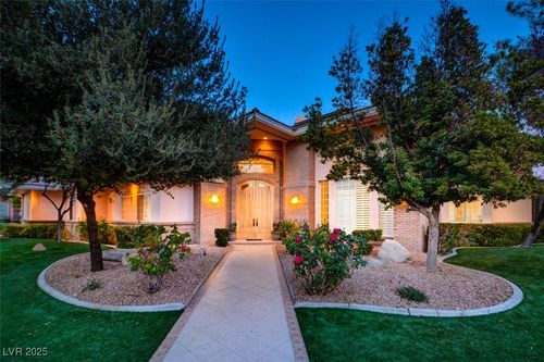 3008 Astoria Pines Cir, Las Vegas, NV, 89107-3223 | Card Image