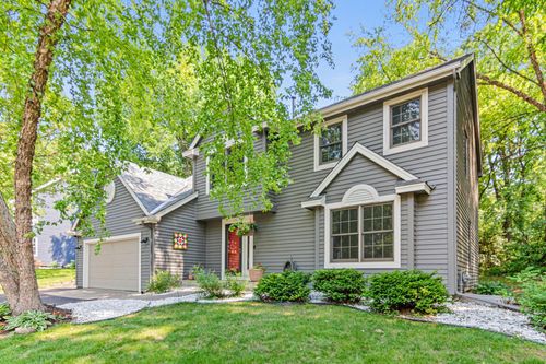 12534 Dover Dr, Apple Valley, MN, 55124-8651 | Card Image