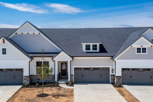 b-8304 Bluff Dr, Alexandria, KY, 41001-2260 | Card Image