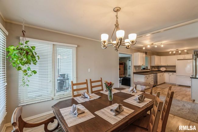1211 15 Th St, House other with 4 bedrooms, 3 bathrooms and null parking in Bettendorf IA | Image 18
