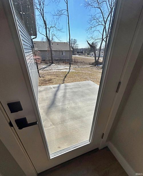 309 Se 1st St, Loogootee, IN, 47553-2006 | Card Image