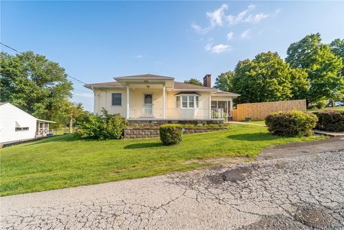 1008 Broad St, Connellsville, PA, 15425-6404 | Card Image