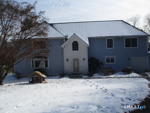 139 Wyndover Ln, Stamford, CT, 06902-1824 | Card Image