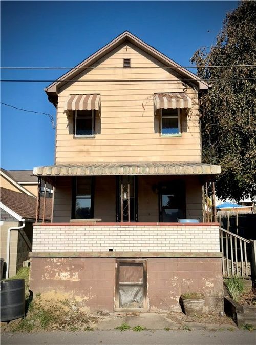 807 Hazlett Ave, Brackenridge, PA, 15014-1015 | Card Image