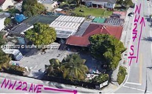 2705 Nw 22nd Ave, Miami, FL, 33142-8434 | Card Image