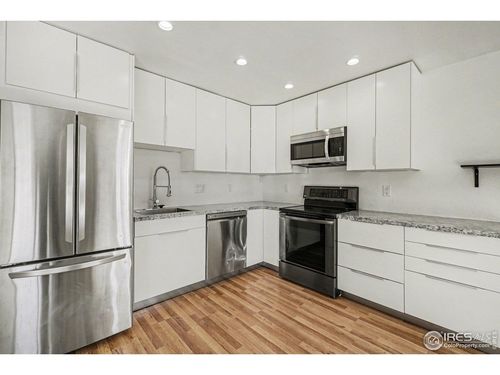 apt-f2-225 E 8th Ave, Longmont, CO, 80504-4673 | Card Image