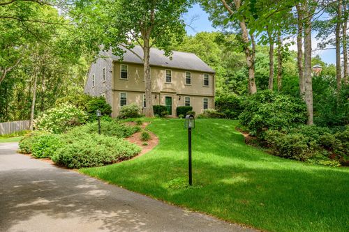 8 Crestview Dr Ext, Sandwich, MA, 02537 | Card Image