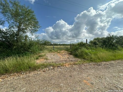TBD Leal Rd, Pleasanton, TX, 78064 | Card Image