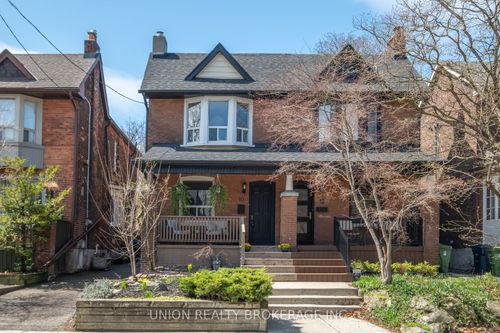 10 Bertmount Avenue, Toronto, ON, M4M2X9 | Card Image