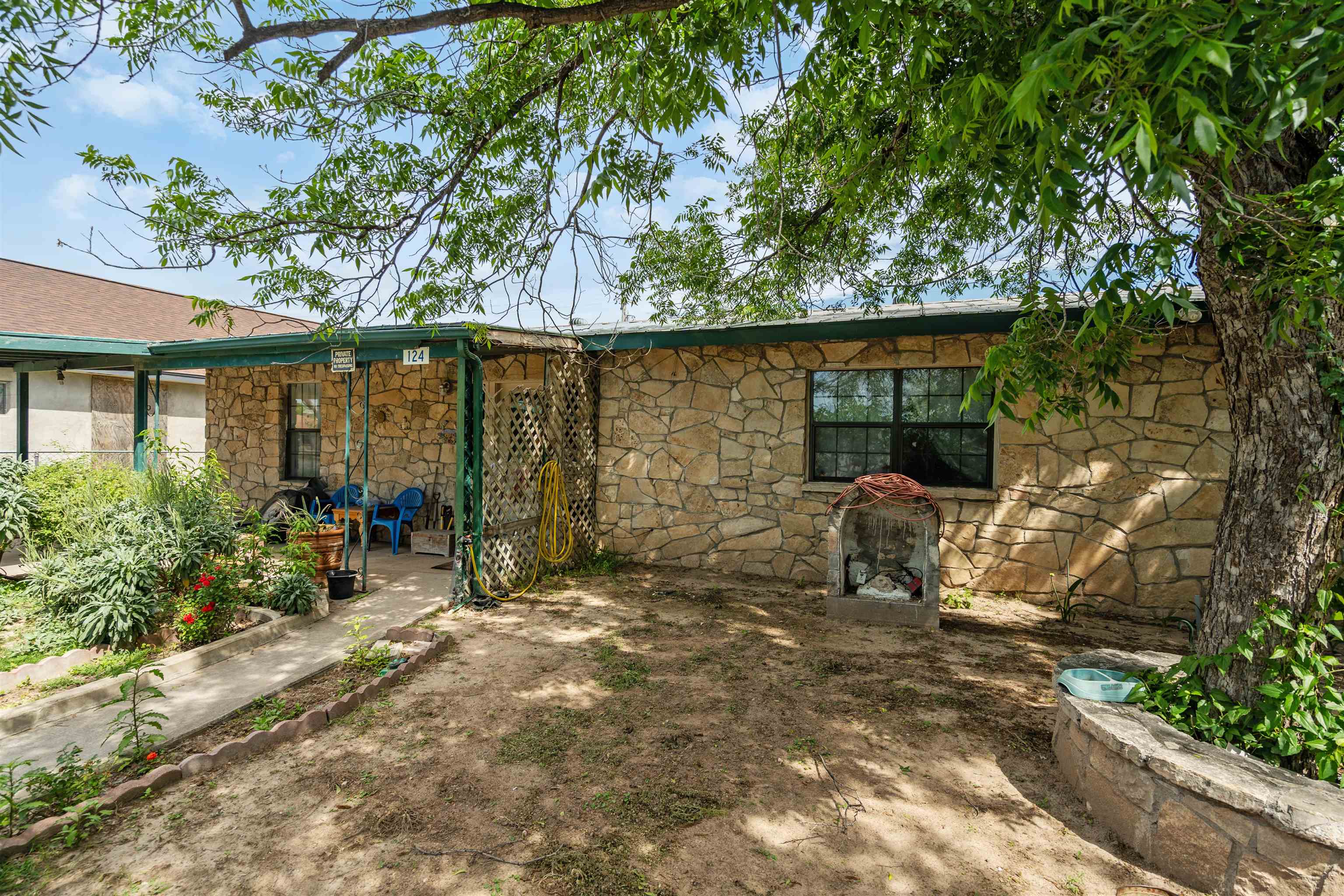 Residential in Del Rio 3