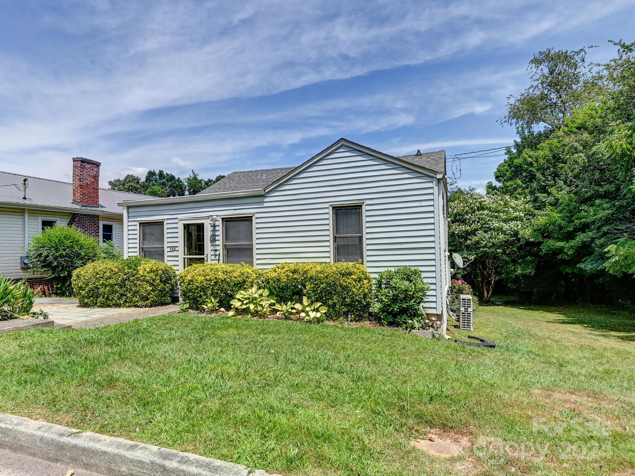 Brooklyn Rd, Asheville, NC 28803
