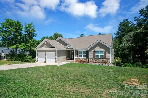 122 Windstone Dr, Troutman, NC, 28166-0100 | Card Image