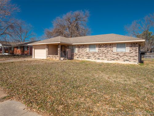 701 Mcarthur Ln, McAlester, OK, 74501-7043 | Card Image