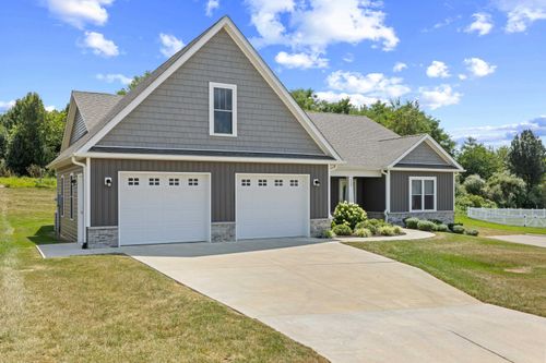 152 Langley Dr, WAYNESBORO, VA, 22980-6526 | Card Image