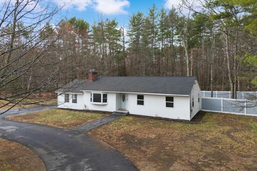 33 State Route 101a, Amherst, NH, 03031-2732 | Card Image