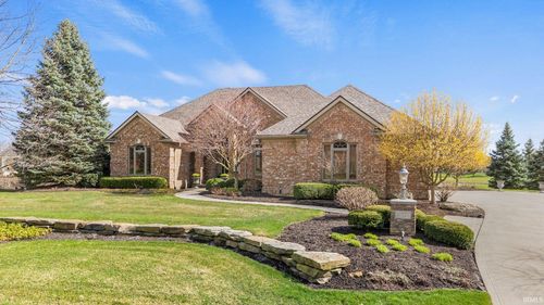 10529 Indian Ridge Dr, Fort Wayne, IN, 46814-9090 | Card Image