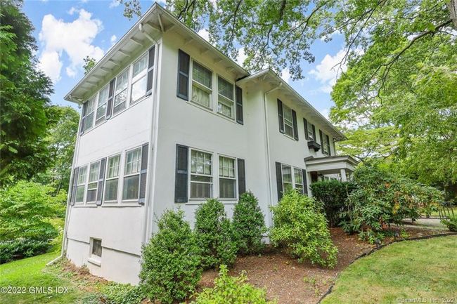 35 Butler St, House other with 3 bedrooms, 2 bathrooms and null parking in Cos Cob CT | Image 4