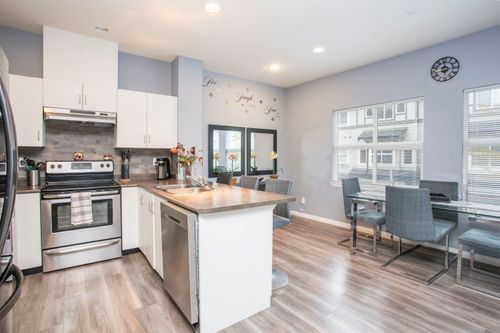 106-1055 Riverwood Gate, Port Coquitlam, BC, V3B8C3 | Card Image