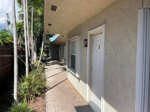 apt-1-1021 N Victoria Park Rd, Fort Lauderdale, FL, 33304-2420 | Card Image