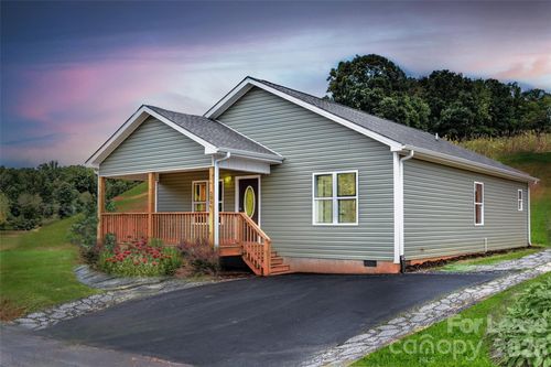 119 Quinn Hill Ln, Mars Hill, NC, 28754-0706 | Card Image