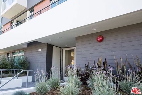 203-938 S Orange Grove Ave, Los Angeles, CA, 90036-5791 | Card Image