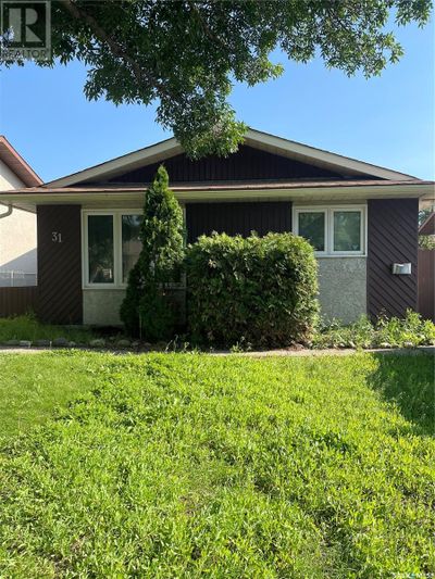 31 Newstead Ave, House other with 4 bedrooms, 1 bathrooms and null parking in Regina SK | Image 1