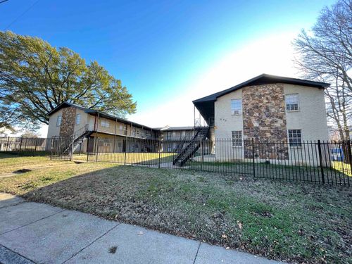 325 Greenlaw Ave, Memphis, TN, 38105-1949 | Card Image