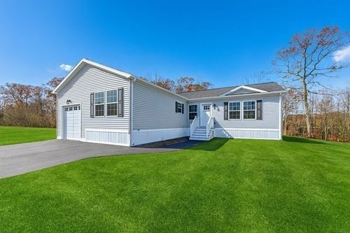 2-121 E Washington St, North Attleboro, MA, 02760-2541 | Card Image