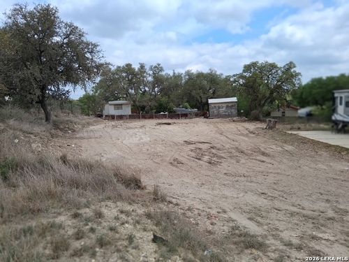 691 Flintstone Dr, Canyon Lake, TX, 78133-6309 | Card Image