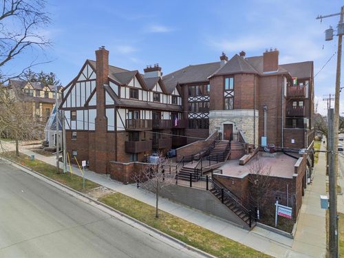 apt-9-340 N Allen St, Madison, WI, 53726-3982 | Card Image