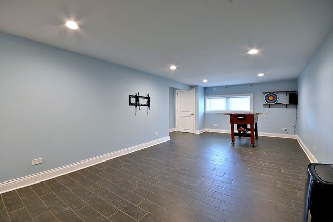 2827 N 77 Th Ct, House other with 3 bedrooms, 2 bathrooms and 1 parking in Elmwood Park IL | Image 20