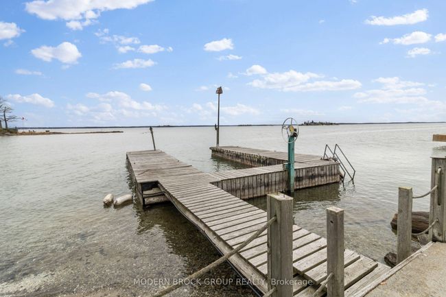 10 Henry Brown Crt, House other with 4 bedrooms, 2 bathrooms and 5 parking in Mallorytown ON | Image 11