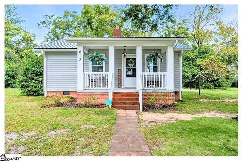 613 E Florida St, Clinton, SC, 29325-2602 | Card Image