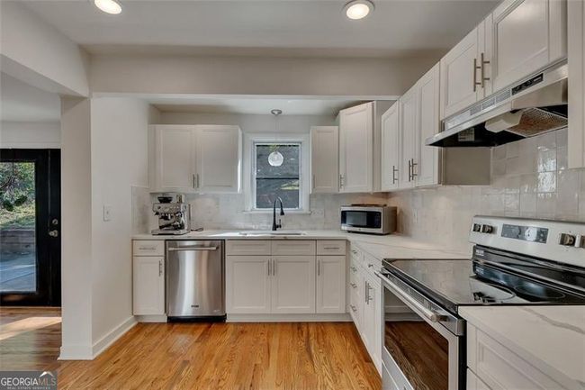 1887 Hickory Rd, House other with 3 bedrooms, 2 bathrooms and 4 parking in Chamblee GA | Image 16