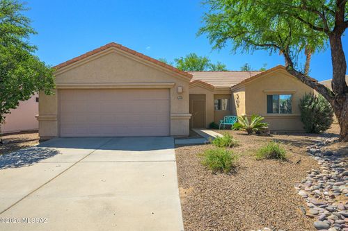 701 W Tiger Place, Green Valley, AZ, 85614 | Card Image