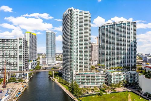 3912-92 Sw 3rd St, Miami, FL, 33130-2998 | Card Image