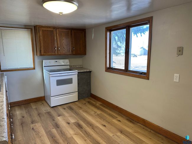 200 E 2 Nd St, House other with 3 bedrooms, 1 bathrooms and null parking in Freeman SD | Image 7