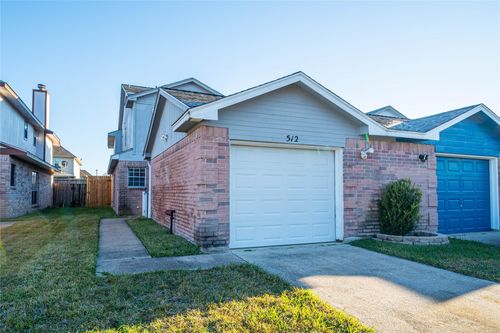 512 Birdsong Dr, League City, TX, 77573-2548 | Card Image