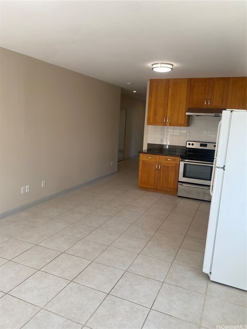 b-4151 Kilauea Ave, Honolulu, HI, 96816-4453 | Card Image