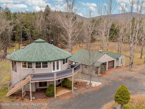 215 Siam Rd, Windham, NY, 12496-5851 | Card Image