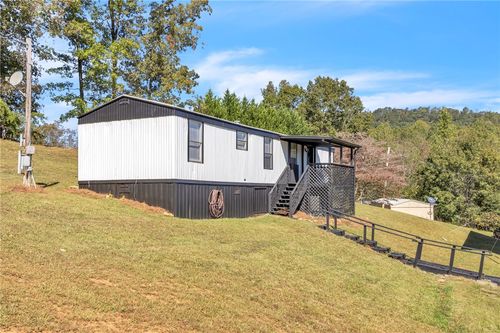 355 Ravenwood Ln, Pickens, SC, 29671-9561 | Card Image